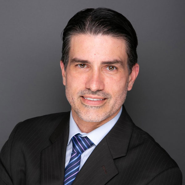 Dr. Romero headshot